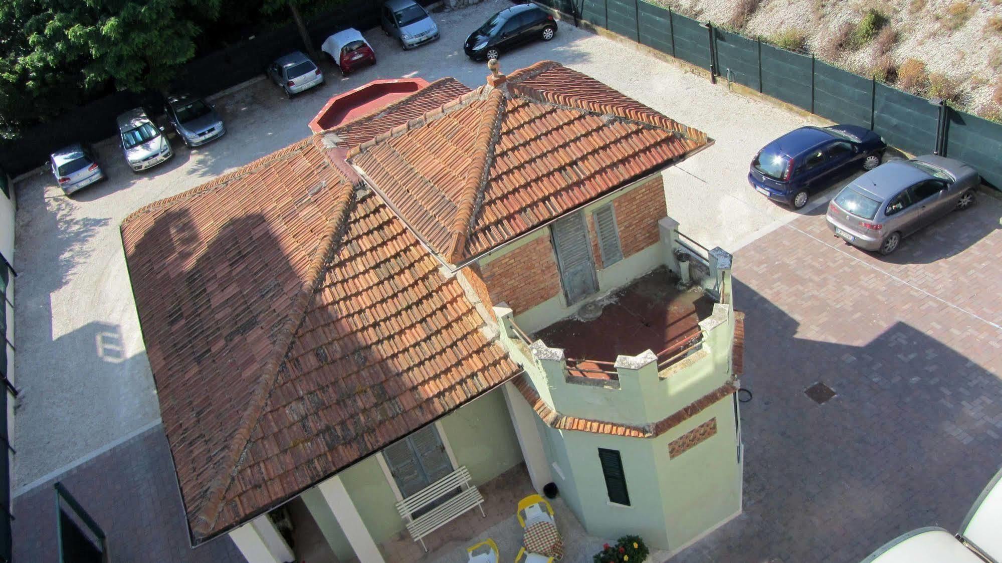 Hotel Fiorella Senigallia Luaran gambar